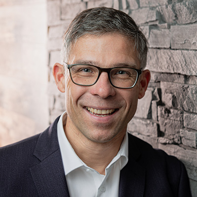 Ihr Ansprechpartner rund um alle Pressemeldungen zum Versicherungsrecht: Tobias Strübing