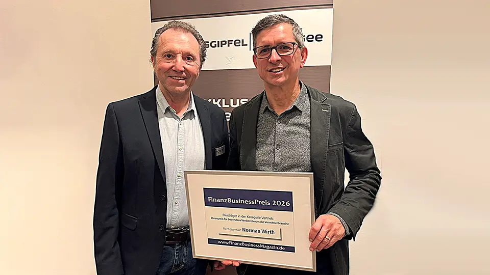 FinanzBusinessPreis 2026 Ehrenpreis für besondere Verdienste um die Vermittlerbranche für Rechtsanwalt Norman Wirth